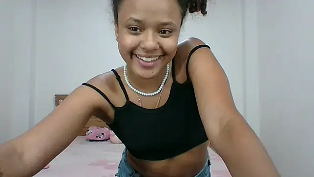 Snapshot of Eylend_Lisboa chatting on 03-20-25, 04:07 Eylend Lisboa online show from 03-20-25, 04:07