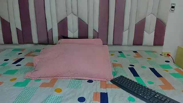 Snapshot of lucyy_gray chatting on 02-18-25, 03:10 lucyy gray online show from 02-18-25, 03:10