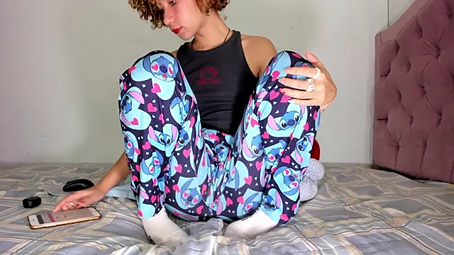 any 21hot online show from 12-22-24, 03:11