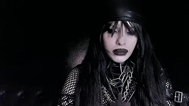 Snapshot of XXIOUX chatting on 02-23-26, 03:15 XXIOUX online show from 02-23-26, 03:15