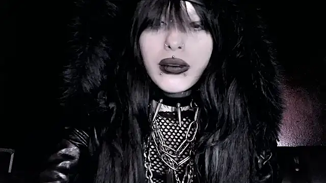 Snapshot of XXIOUX chatting on 02-26-26, 06:29 XXIOUX online show from 02-26-26, 06:29