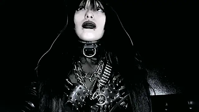 Snapshot of XXIOUX chatting on 03-04-26, 07:36 XXIOUX online show from 03-04-26, 07:36