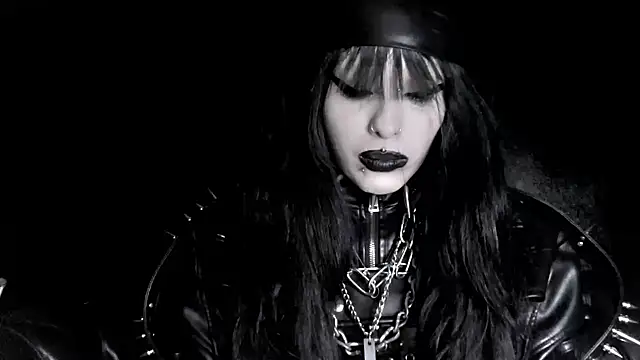 Snapshot of XXIOUX chatting on 03-09-26, 08:40 XXIOUX online show from 03-09-26, 08:40