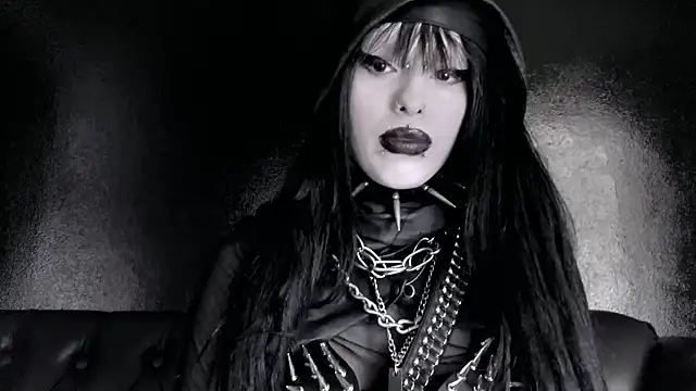 Snapshot of XXIOUX chatting on 03-17-26, 07:39 XXIOUX online show from 03-17-26, 07:39