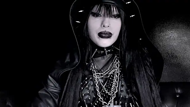 Snapshot of XXIOUX chatting on 03-24-26, 01:16 XXIOUX online show from 03-24-26, 01:16