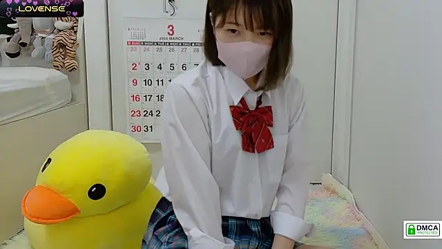 Snapshot of SUZU_ chatting on 03-12-25, 01:08 SUZU online show from 03-12-25, 01:08