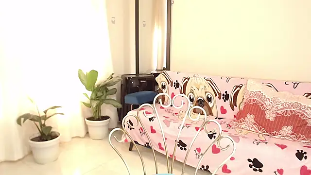 Snapshot of AmbarSofhia chatting on 12-12-24, 07:59 AmbarSofhia online show from 12-12-24, 07:59