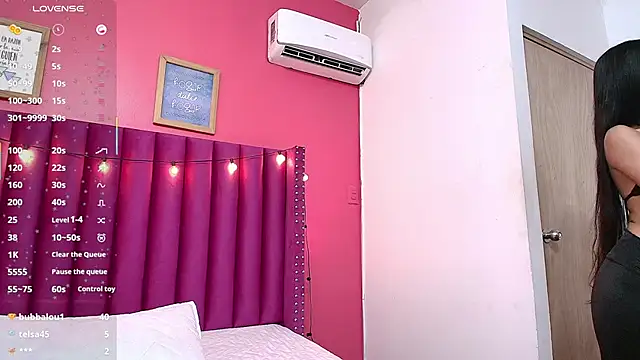 Snapshot of littlee_emilyy_ chatting on 02-12-25, 03:07 littlee emilyy online show from 02-12-25, 03:07