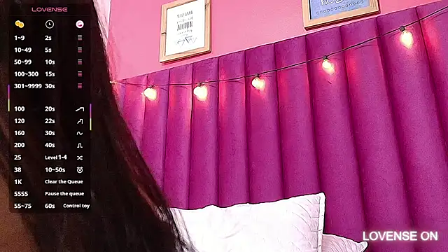 Snapshot of littlee_emilyy_ chatting on 02-12-25, 06:08 littlee emilyy online show from 02-12-25, 06:08