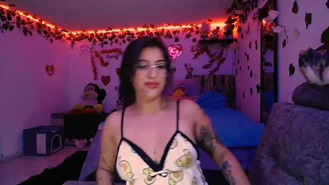 azahar  ziiz online show from 03-05-25, 02:14