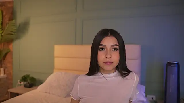 Ashley Jones9 online show from 12-03-25, 02:04