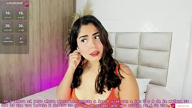 Goddess mia2 online show from 10-20-25, 10:54