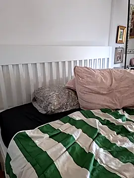 Silvia Zeno online show from 10-01-25, 08:53