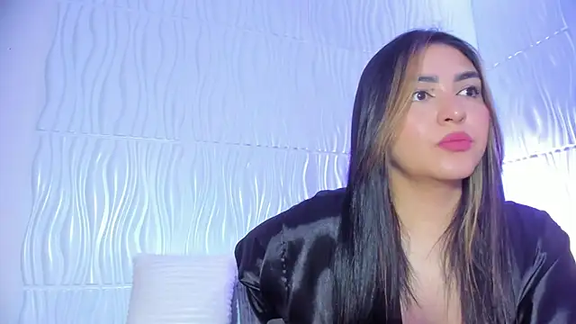 Abby  colins online show from 11-11-25, 02:06