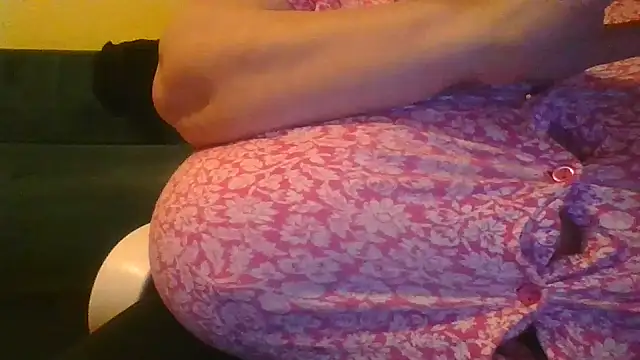 Nataliesbestjuggs online show from 10-08-25, 04:26