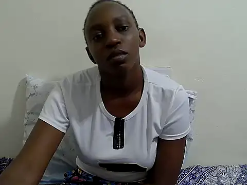 lizbela1 online show from 05-06-26, 10:15