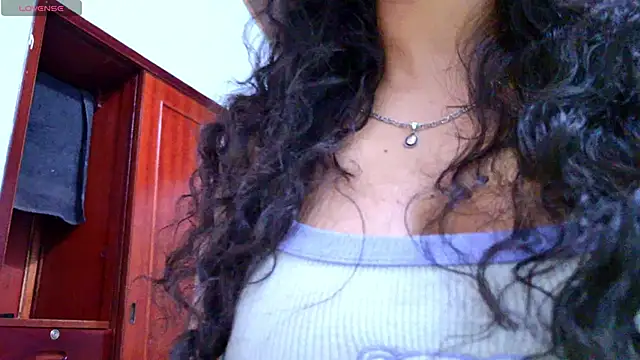 laureentt  online show from 09-18-25, 03:19