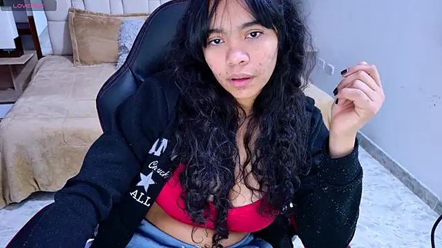 laureentt  online show from 09-19-25, 03:19