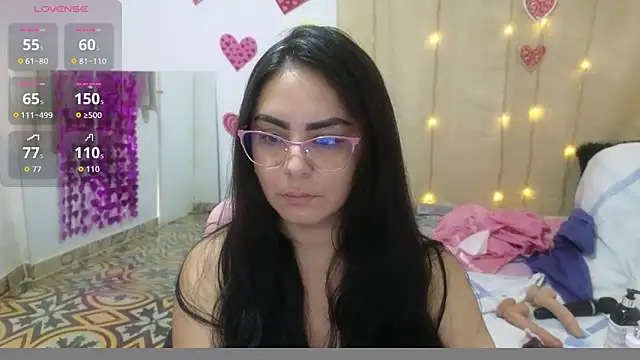 Snapshot of lovely_trix chatting on 02-25-26, 04:49 lovely trix online show from 02-25-26, 04:49