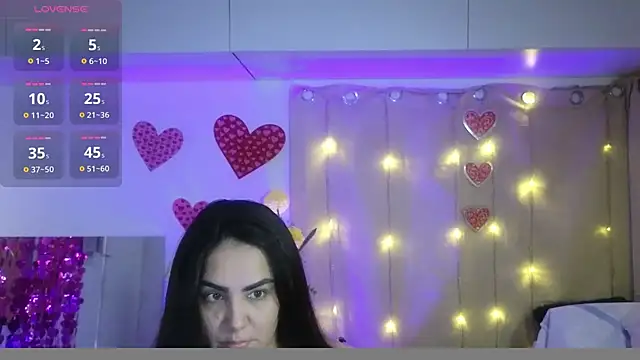 Snapshot of lovely_trix chatting on 02-27-26, 01:44 lovely trix online show from 02-27-26, 01:44