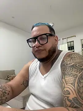 Latino bigcock online show from 12-19-24, 01:18