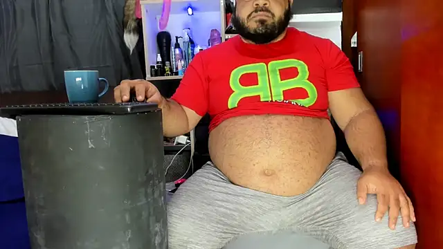 Latino bigcock online show from 01-10-25, 12:49