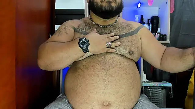 Latino bigcock online show from 01-23-25, 04:15