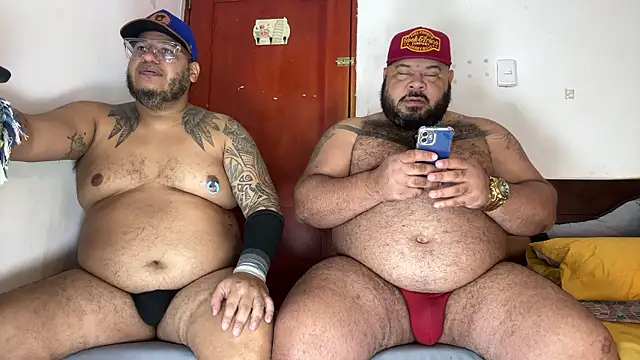 Latino bigcock online show from 02-11-26, 03:33
