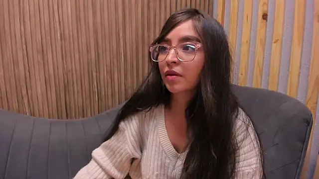 Eva Macalliter online show from 02-07-25, 08:55