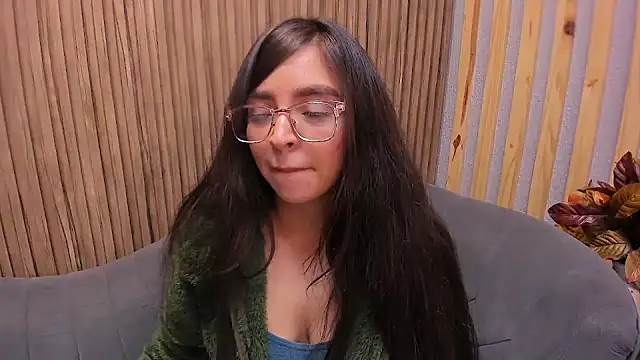 Eva Macalliter online show from 02-12-25, 09:10