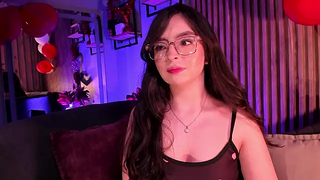 Snapshot of Eva_Macalliter chatting on 02-21-26, 04:57 Eva Macalliter online show from 02-21-26, 04:57