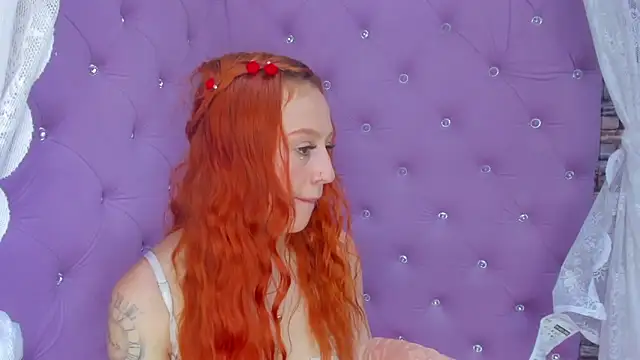 Snapshot of HornySlut69_ chatting on 03-21-25, 03:57 HornySlut69 online show from 03-21-25, 03:57