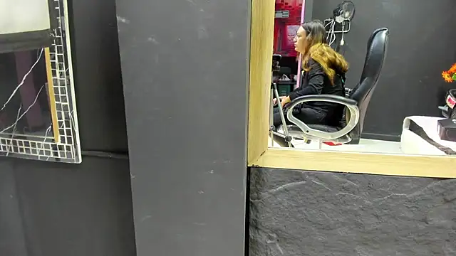 HornySlut69  online show from 02-02-26, 12:59