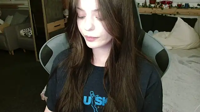 juice-peach online show from 03-11-25, 10:09