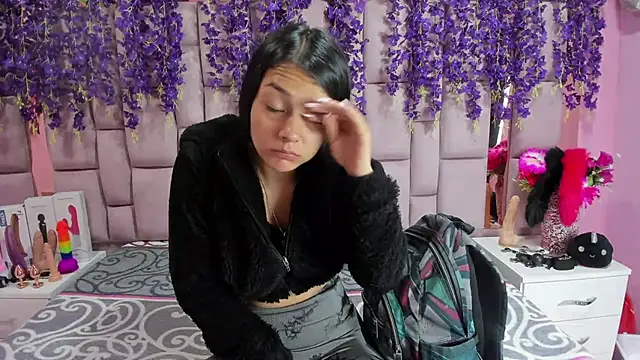 Snapshot of Bich_Anal_ chatting on 01-21-25, 01:00 Bich Anal online show from 01-21-25, 01:00