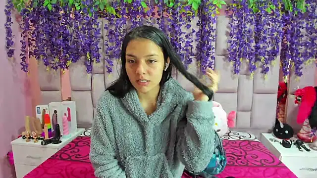 Snapshot of Bich_Anal_ chatting on 02-12-25, 01:37 Bich Anal online show from 02-12-25, 01:37