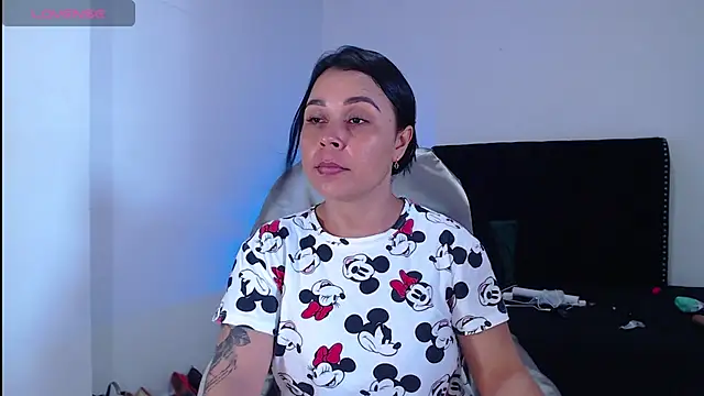 Snapshot of GreatBIG_BOOBS_Nina chatting on 02-15-25, 06:55 GreatBIG BOOBS Nina online show from 02-15-25, 06:55
