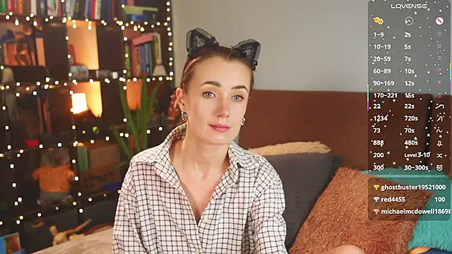 bananya kitty online show from 12-04-25, 02:10