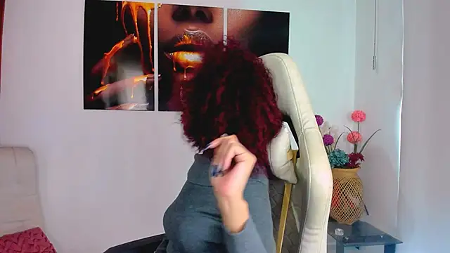 ScarlettMalbec online show from 10-08-25, 09:45