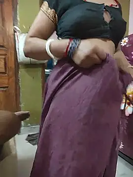 Snapshot of COUPLLE_VILLAGE chatting on 07-14-26, 02:16 COUPLLE VILLAGE online show from 07-14-26, 02:16