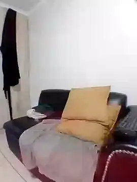 Yardie bone online show from 10-15-25, 01:44