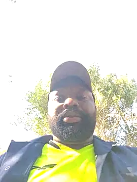 Snapshot of Yardie_bone chatting on 07-06-26, 08:33 Yardie bone online show from 07-06-26, 08:33