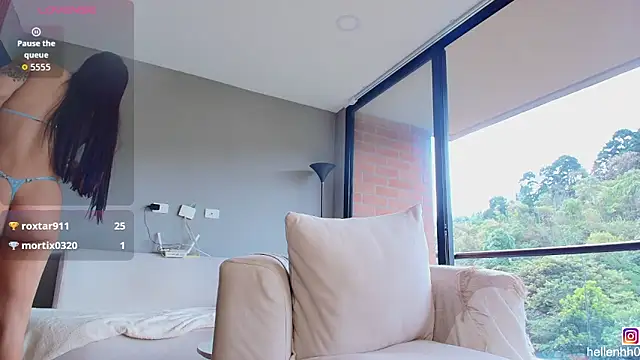 Helenbronwx online show from 02-04-26, 08:14