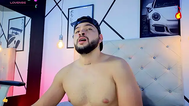 Snapshot of Andrew_Brown chatting on 03-04-26, 12:22 Andrew Brown online show from 03-04-26, 12:22