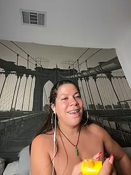 Snapshot of Bigbuttbrooklynn chatting on 01-22-25, 05:59 Bigbuttbrooklynn online show from 01-22-25, 05:59