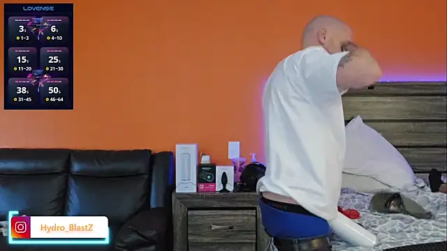 Hydro-Blastz online show from 03-10-25, 07:29