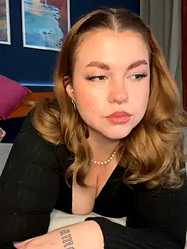 Snapshot of VictoriaLaFleur chatting on 10-04-25, 08:18 VictoriaLaFleur online show from 10-04-25, 08:18