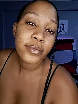 Snapshot of Toya_P chatting on 01-25-25, 02:03 Toya P online show from 01-25-25, 02:03