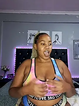 Snapshot of Toya_P chatting on 03-12-25, 08:20 Toya P online show from 03-12-25, 08:20