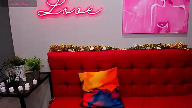 Inna Lovely online show from 12-15-25, 01:32